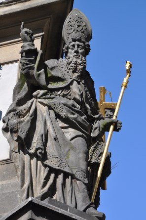 프라하의 성 아달베르트_photo by Ben Skala_on the Holy Trinity column in Mala Strana of Prague_Czech.jpg